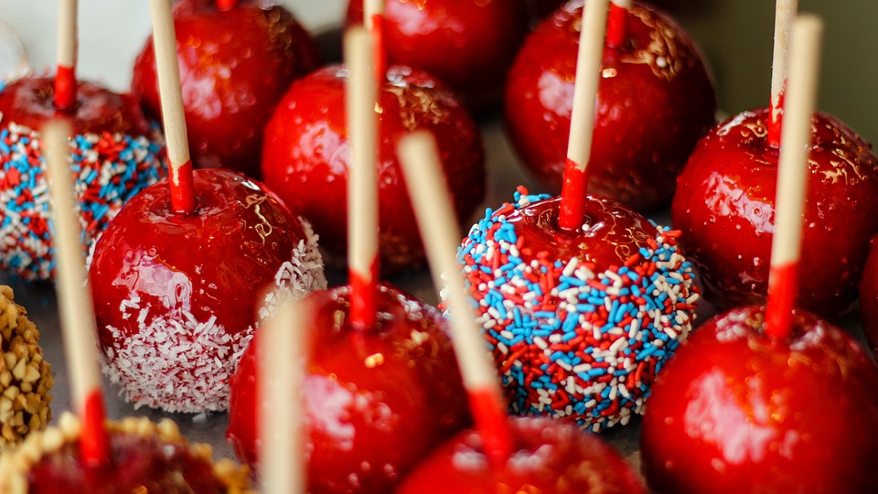 Fall_candy_apples